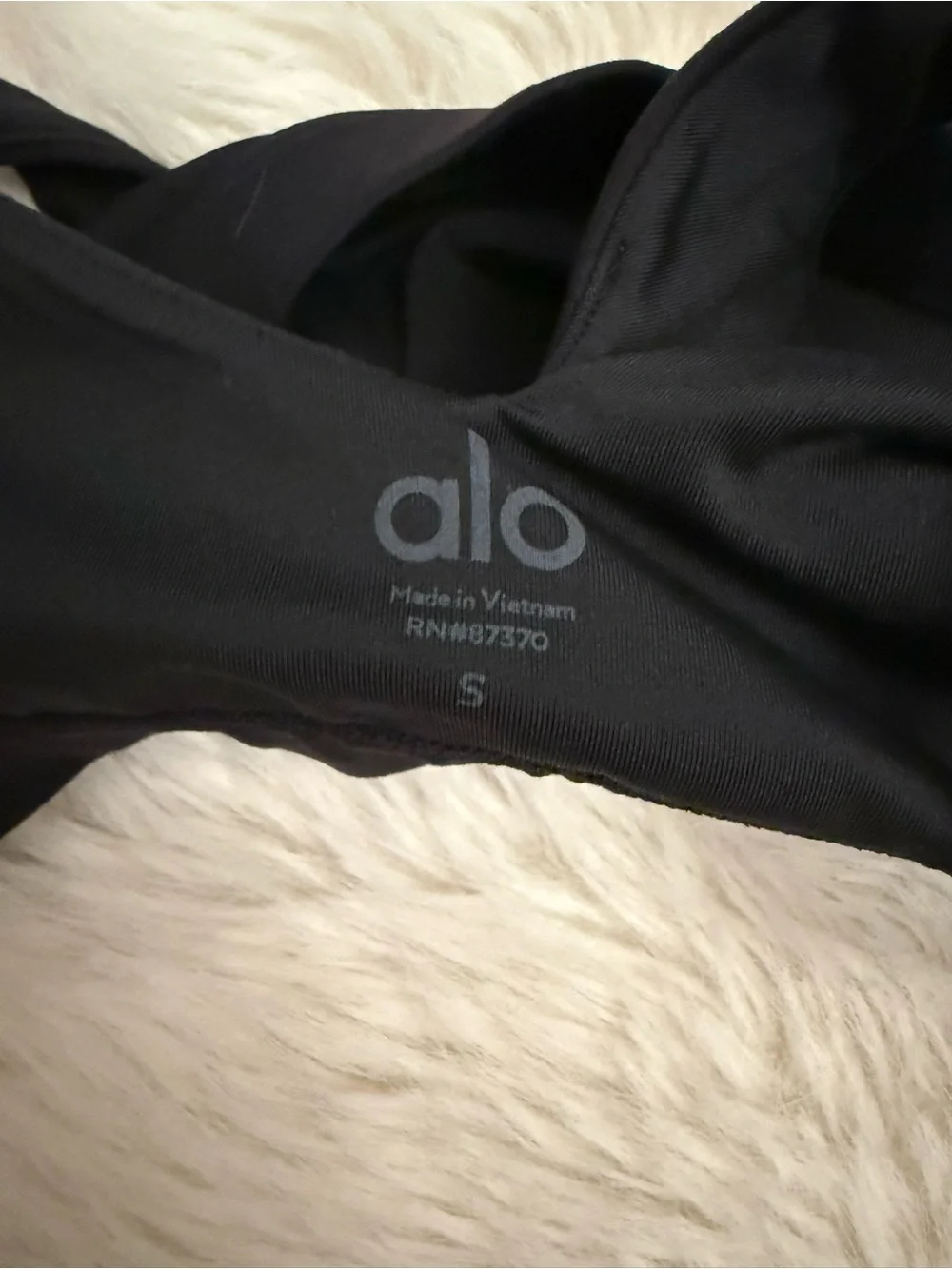 ALO Yoga Black Seamless Sports Bra - Women's